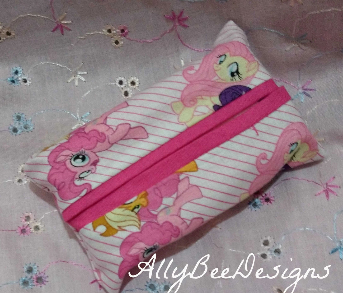 100% cotton tissue holder