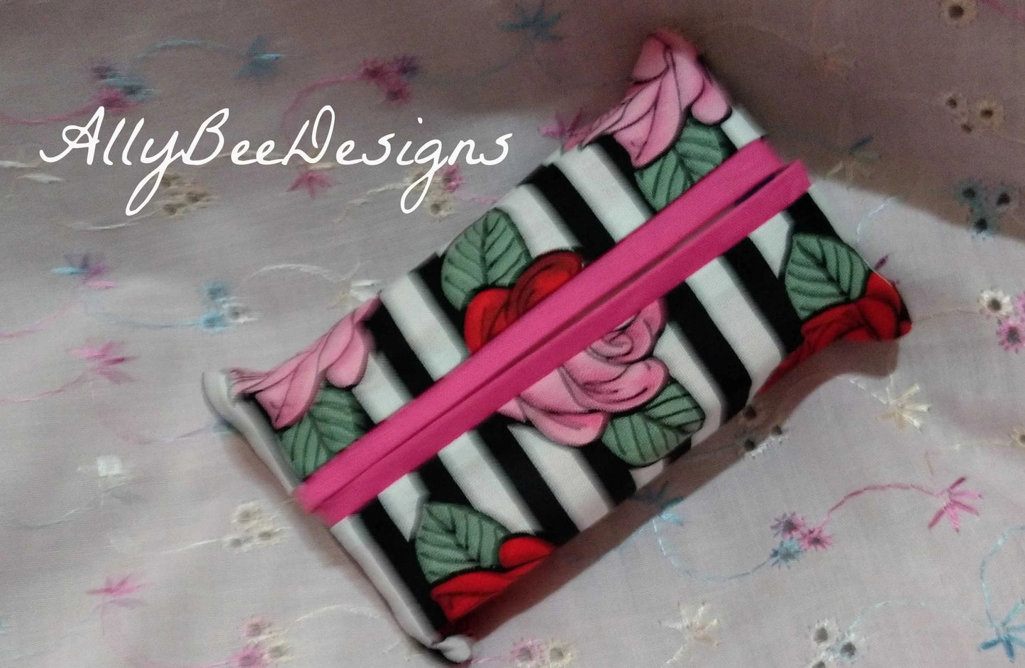 100% cotton tissue holder